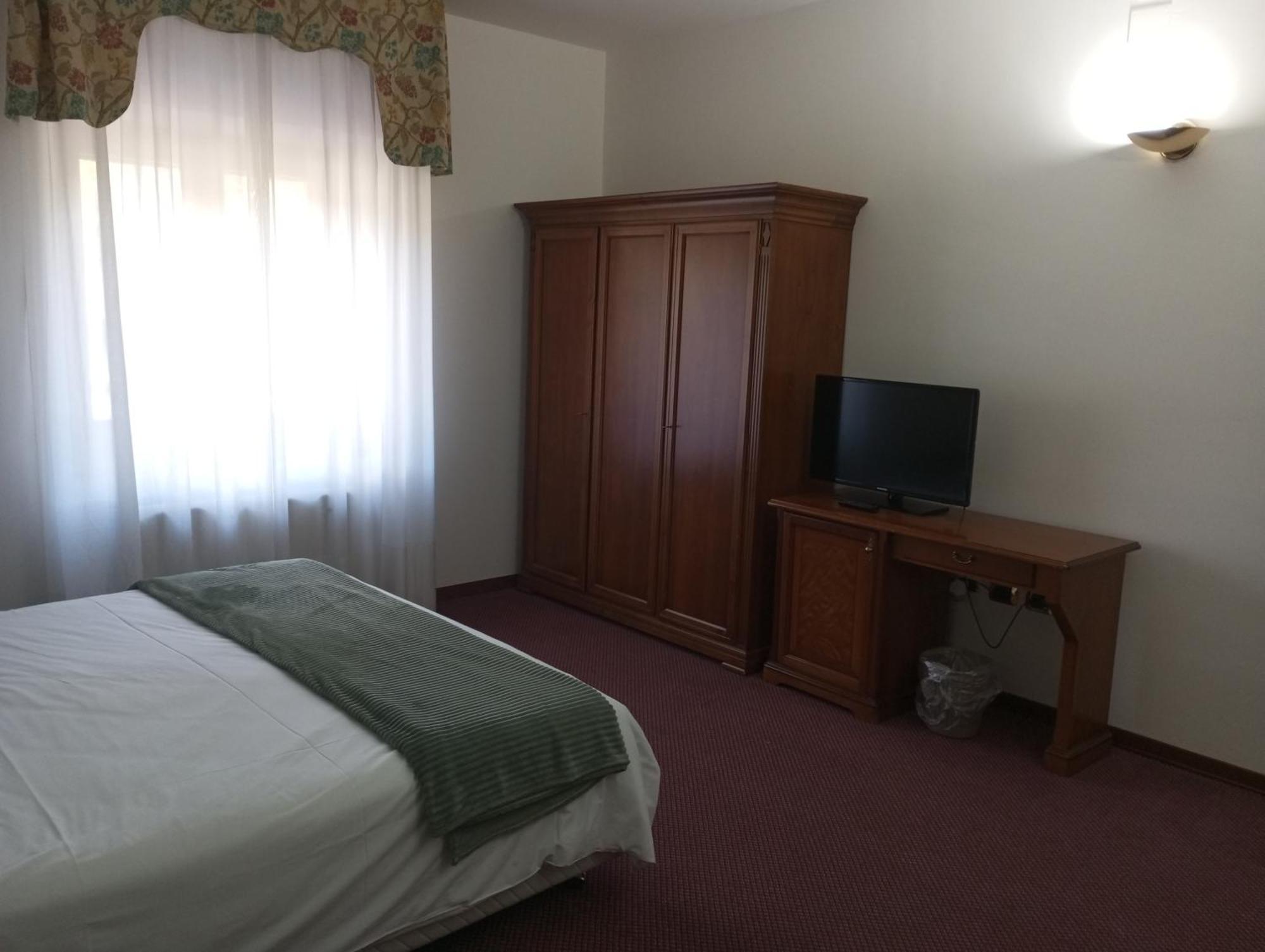 Regina Hotel Pollino Морано-Калабро Экстерьер фото